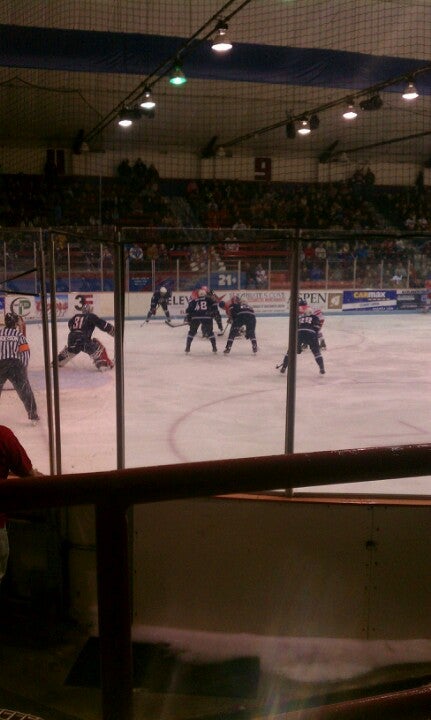 Buccaneer Arena, 7201 Hickman Rd, Urbandale, Iowa, Skating Rinks