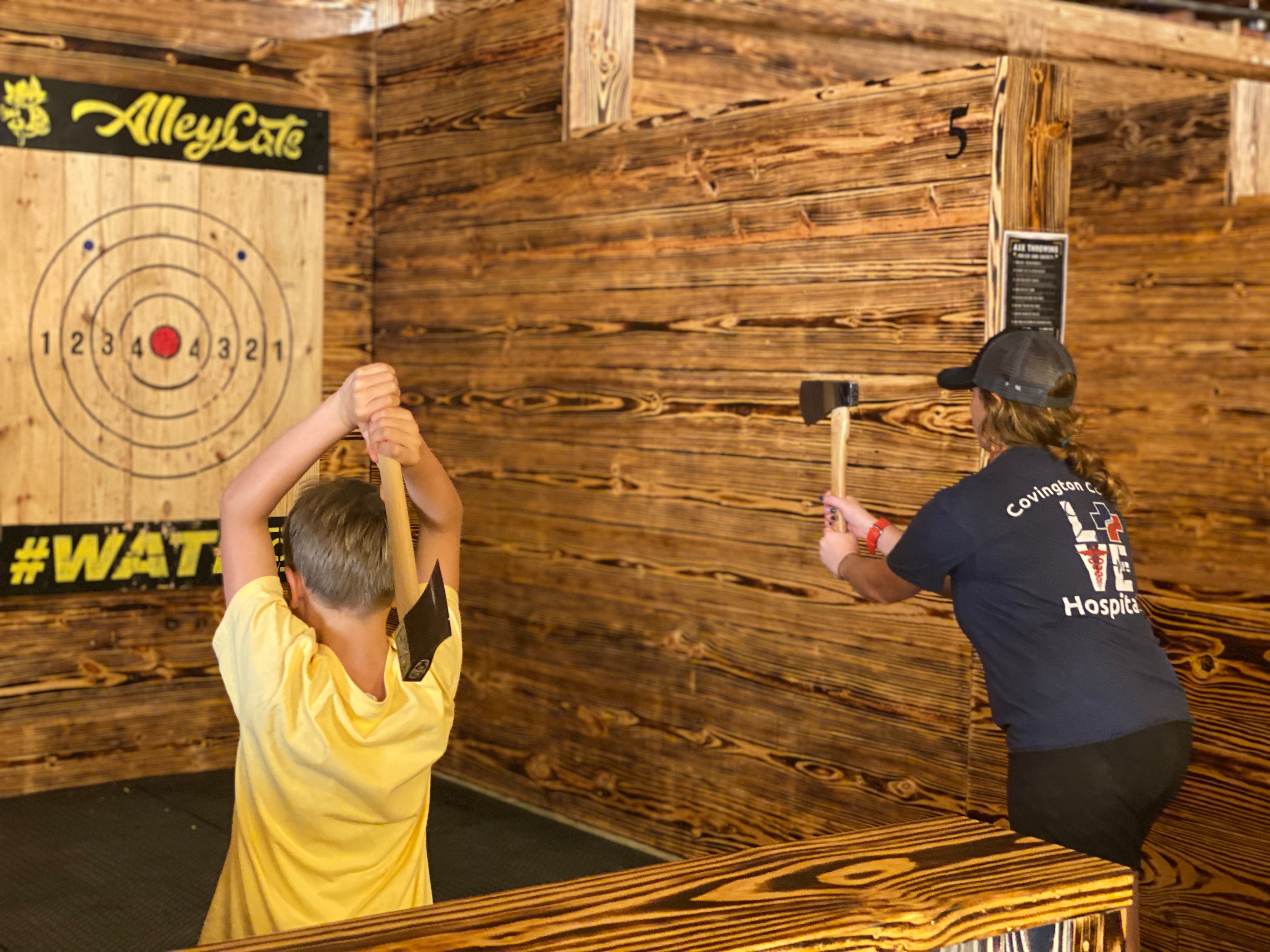 Alley Cats Axe Throwing Co., 220 W Pine St Alley Entrance, Hattiesburg