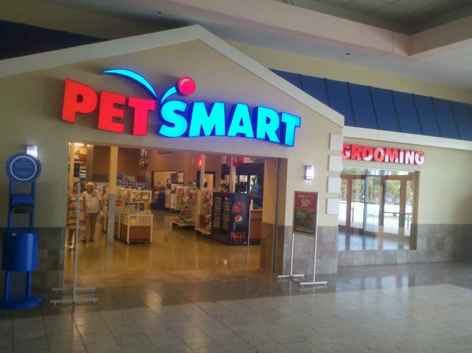 Why has ShopRite, Petsmart shopping center in Marlton gone to court?