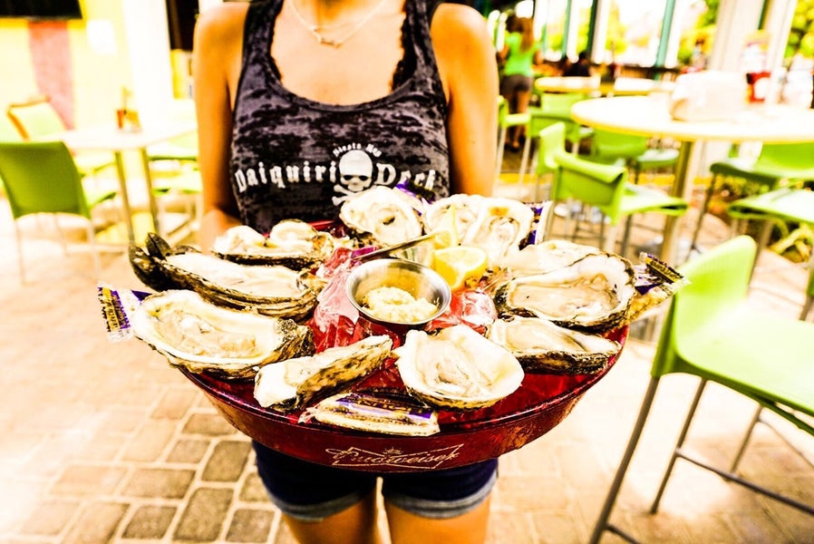 Daiquiri Deck Anna Maria Island, 107 Bridge St, Bradenton Beach, FL