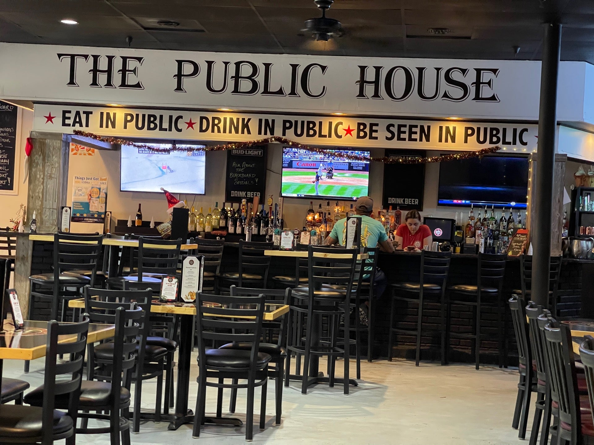 The Public House, 6240 N Lockwood Ridge Rd, Sarasota, FL, Restaurants