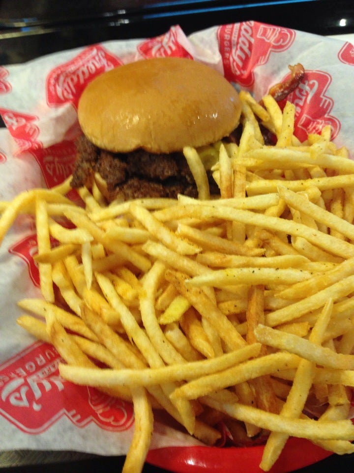 FREDDY'S FROZEN CUSTARD & STEAKBURGERS - 89 Photos & 137 Reviews - 19370 N  Freeway Service Rd, Spring, Texas - Burgers - Restaurant Reviews - Phone  Number - Menu - Yelp