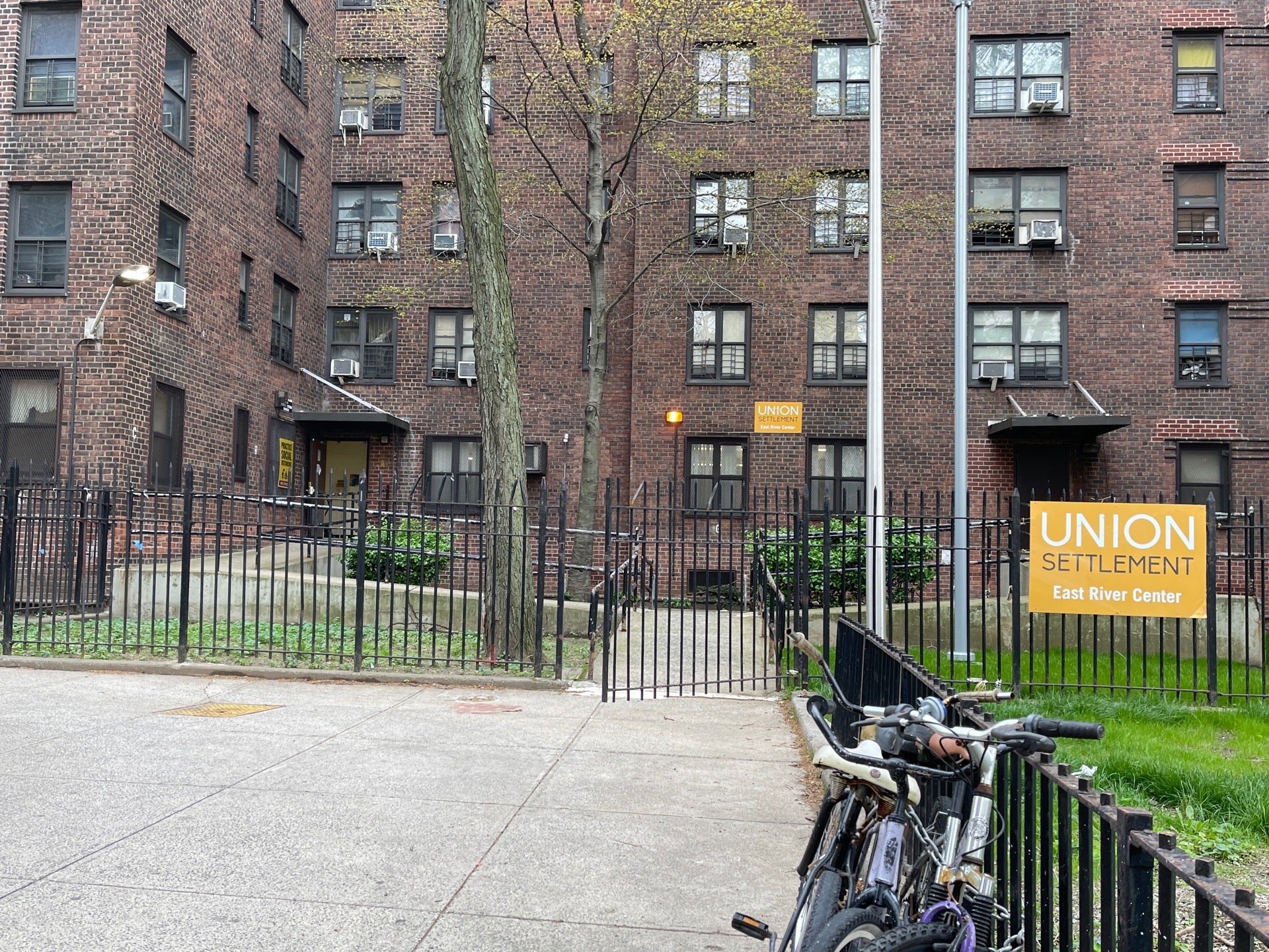 nycha-east-river-houses-418-e-105th-st-new-york-ny-government