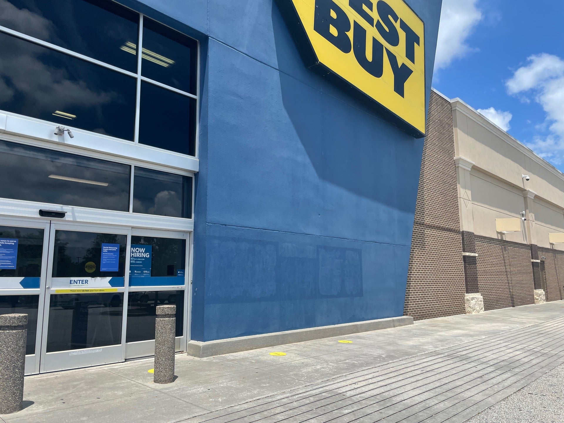 Best Buy, 1861 Jonesboro Rd, McDonough, GA, Stereos & Electronics