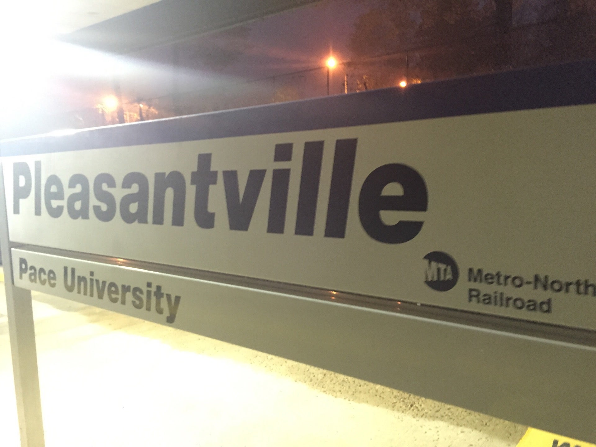 Pleasantville Metro North Station, 400 Manville Rd, Pleasantville, NY