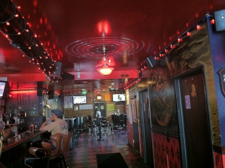 Cleo's Bar & Grill, 1935 W Chicago Ave, Chicago, IL MapQuest