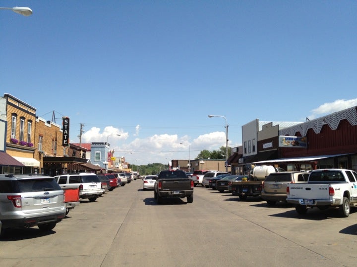 Main St Cafe & Market, 117 S Main St, Chamberlain, SD MapQuest