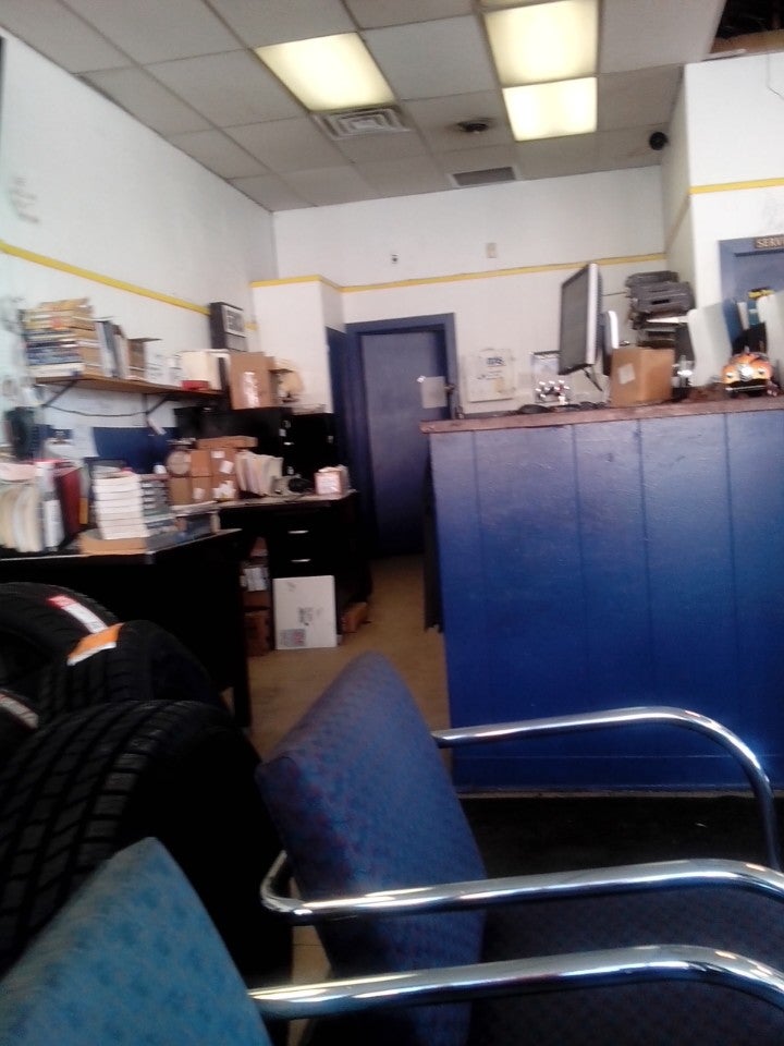 Viola's Fitchburg Tire, 94 Boulder Dr, Fitchburg, MA, Tire Dealers