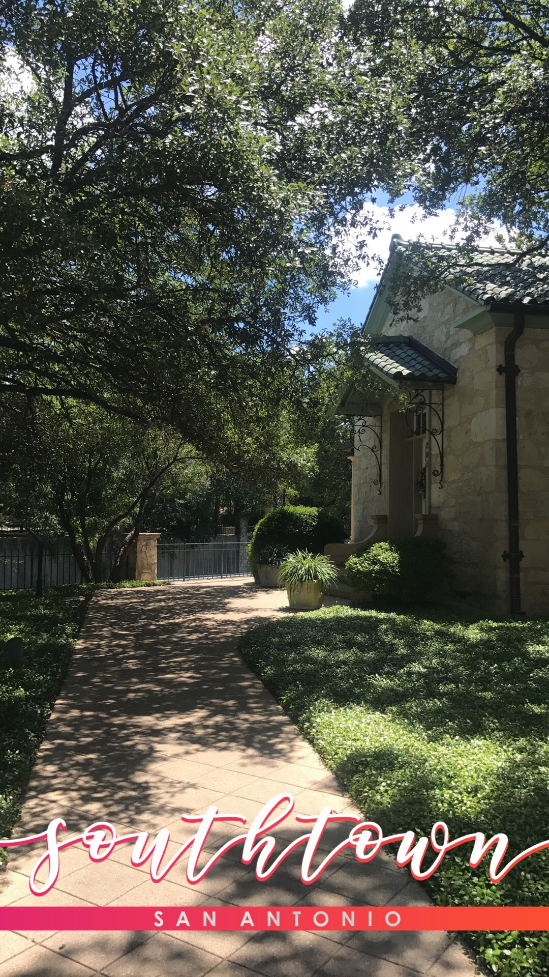 Joe V's Smart Shop, 646 S Flores St, San Antonio, TX, Grocery Stores