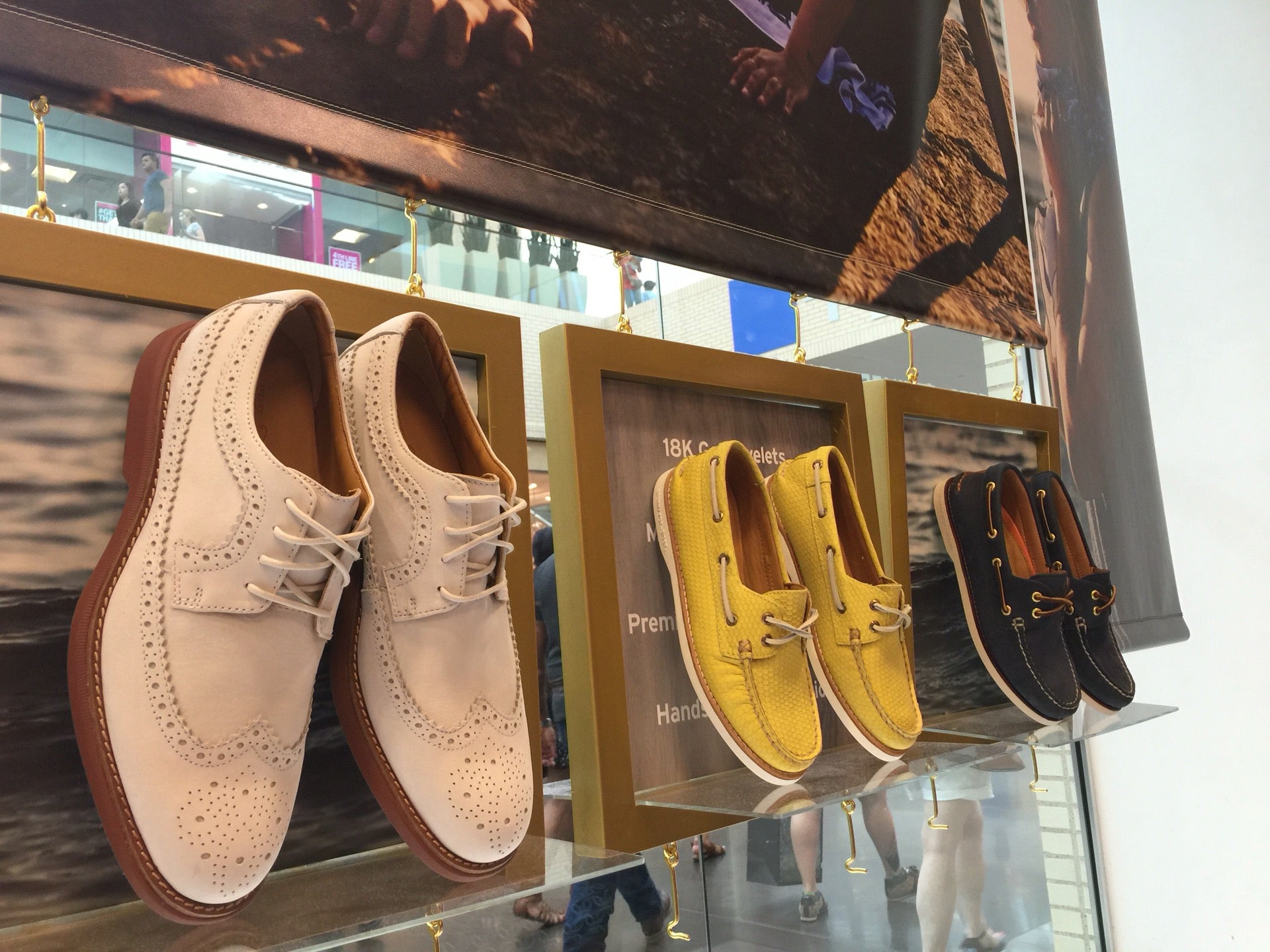 Sperry store on sale northpark