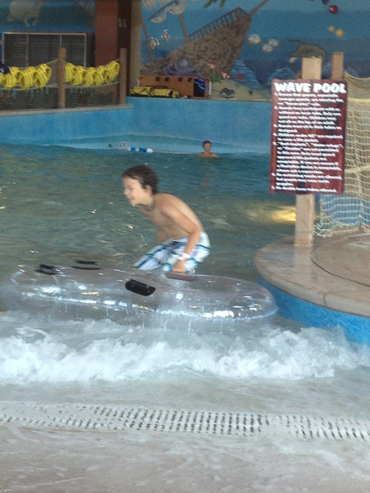 Reef Indoor Water Park, 1801 Majestic Ln, Billings, MT, Swimming Pools