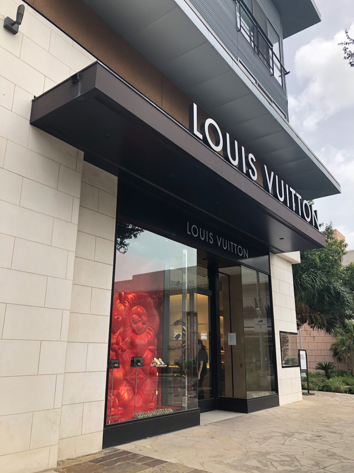Louis Vuitton At The Domain Austin Texas