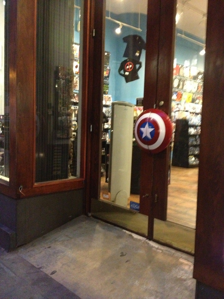 FORBIDDEN PLANET - 577 Photos & 419 Reviews - 832 Broadway, New