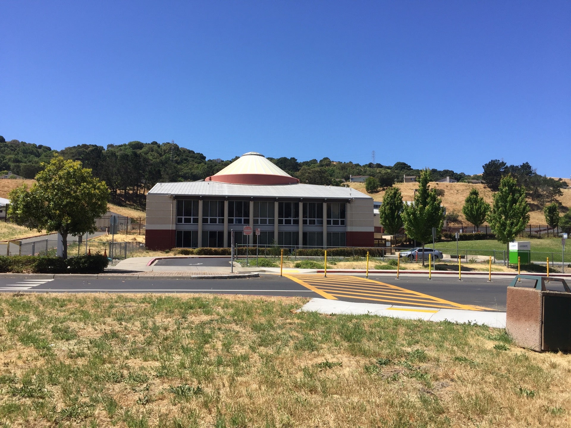 Hercules Middle School, 529 Falcon Way, 599, Hercules, CA, Schools