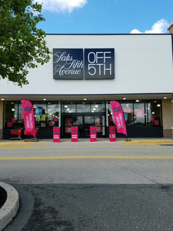 Saks OFF 5TH, 8029 McKnight Rd, McCandless Twp, Pennsylvania, Department  Stores - MapQuest