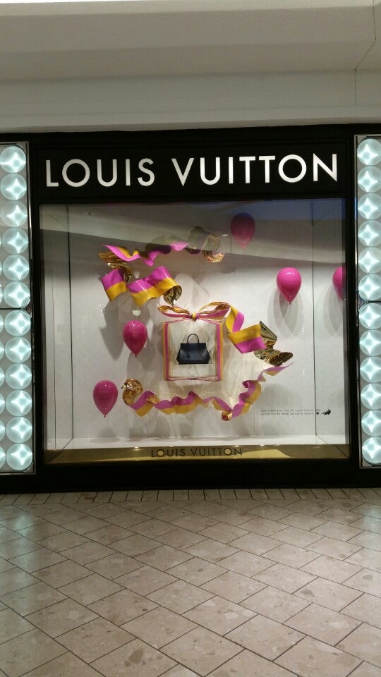 Louis Vuitton  Short Hills NJ
