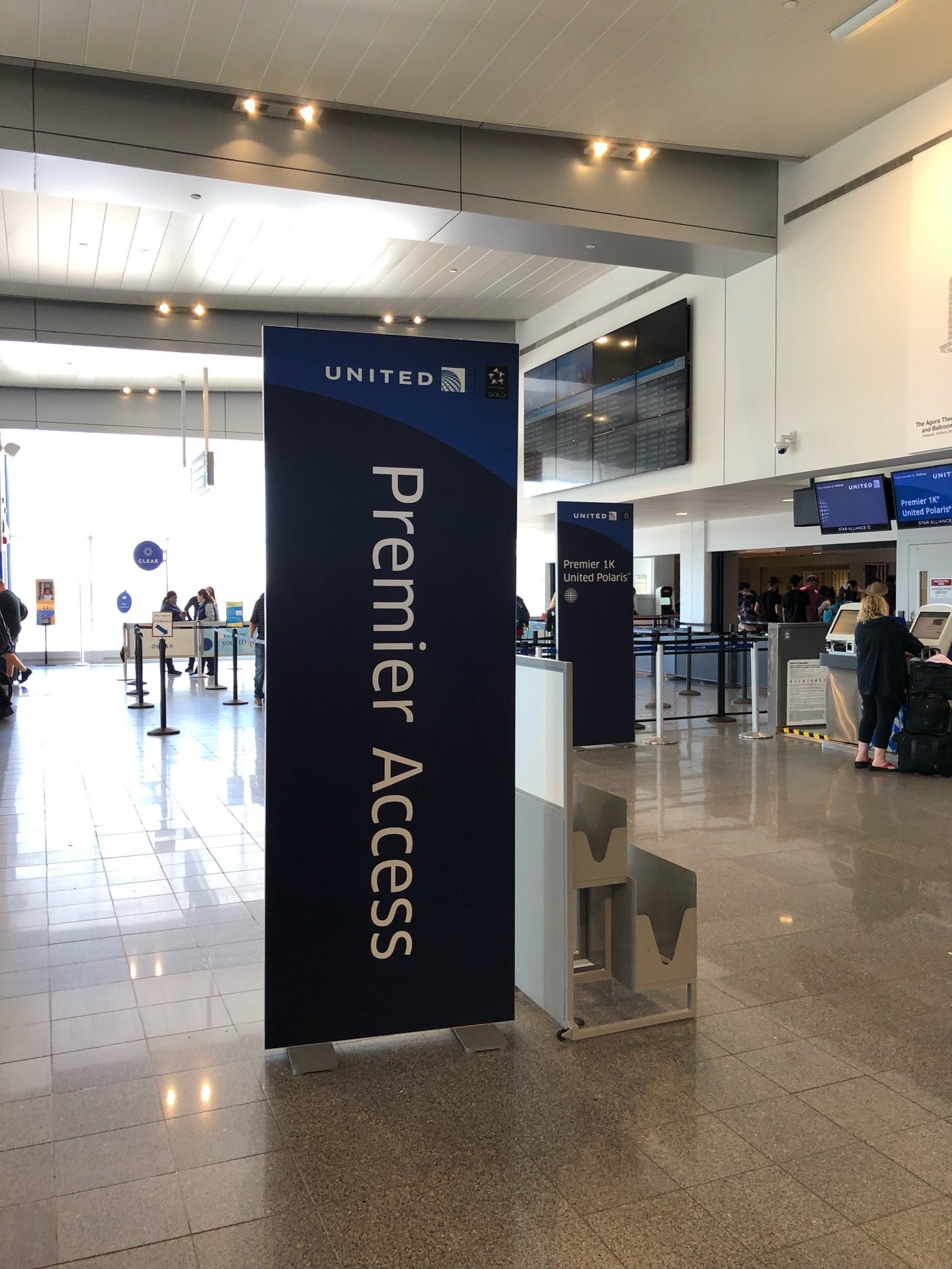 United Airlines Ticket Counter, Cleveland, OH, Airport Services MapQuest