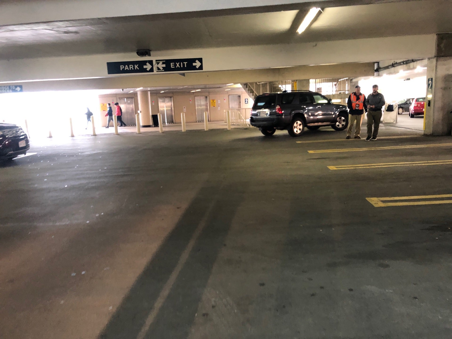 Standard Parking Gateway East, 650 Huron Rd E, Cleveland, OH, Automobile parking MapQuest