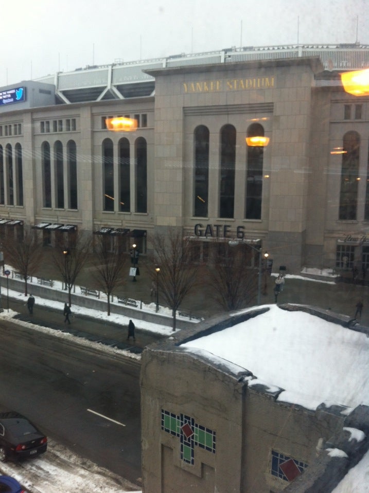 Yankee Stadium Team Store, 1 E 161st St, New York, NY, Gift Shops - MapQuest