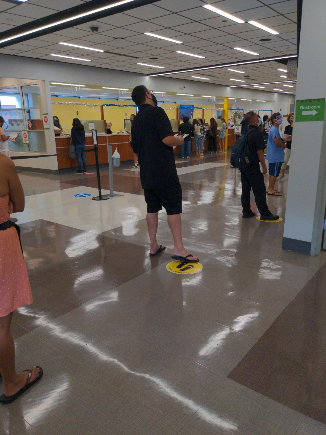 Kapalama Driver Licensing Center, 925 Dillingham Blvd, 101, Honolulu