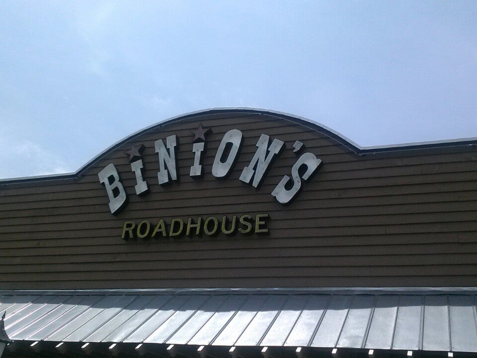 Binion's Roadhouse, 1565 Four Seasons Blvd, Hendersonville, NC, Eating