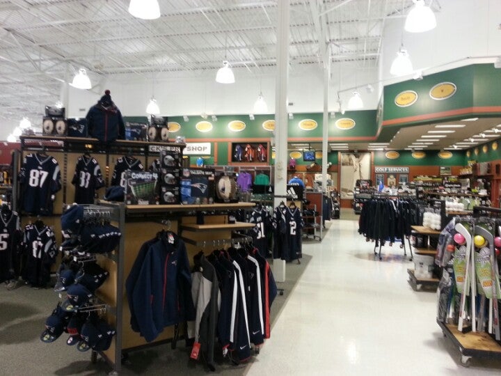 New England Patriots Apparel & Gear  In-Store Pickup Available at DICK'S