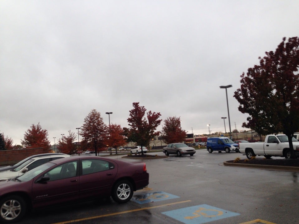 Bed Bath & Beyond, 91 Silhavy Rd, Ste 121, Valparaiso, IN, Furniture