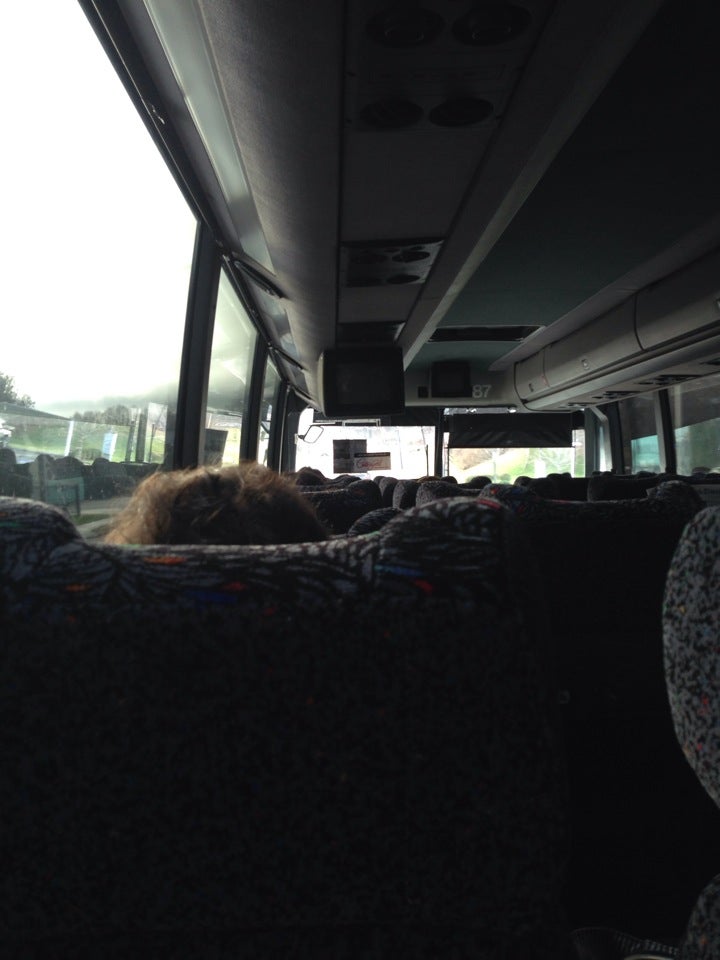 Hampton Jitney Montauk, 34 S Euclid Ave, East Hampton, Town of, NY