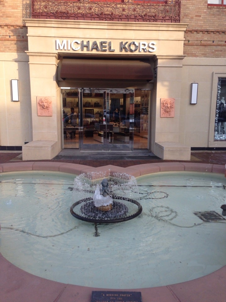 Michael Kors, 4747 Broadway, Kansas City, MO, Clothing Retail - MapQuest