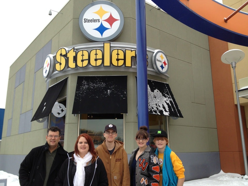 Pittsburgh Steelers Sideline Store - Tarentum, PA