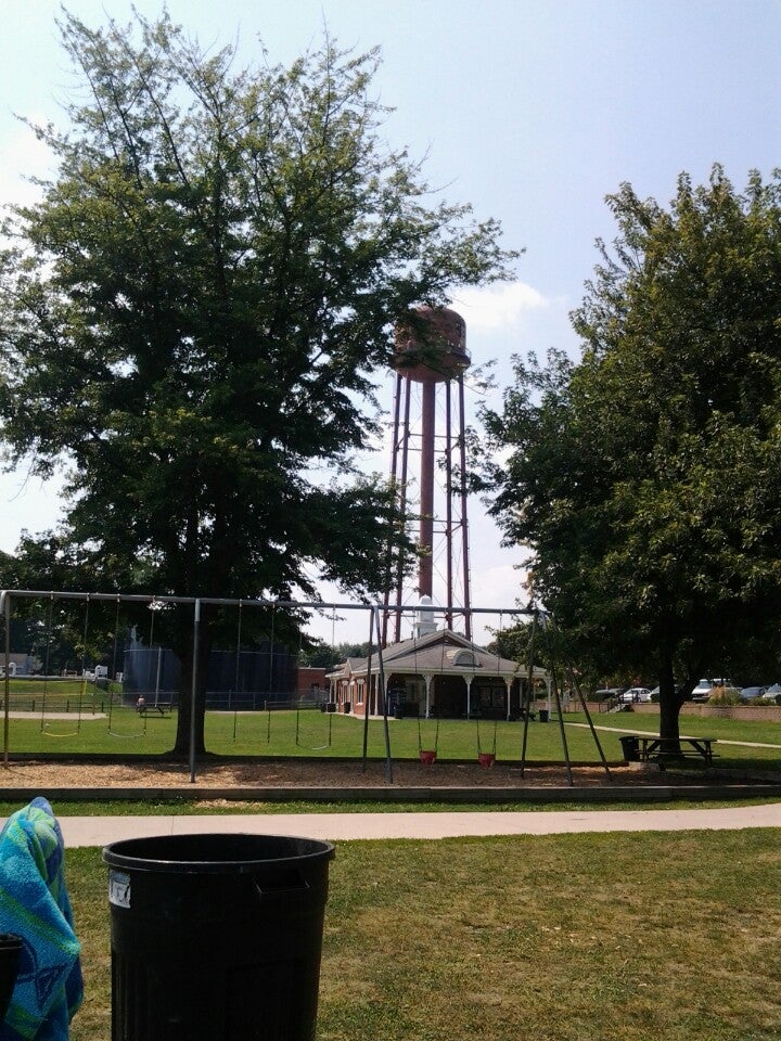 Walter and Mary Burke Park, 36300 Front St, New Baltimore, MI, Parks