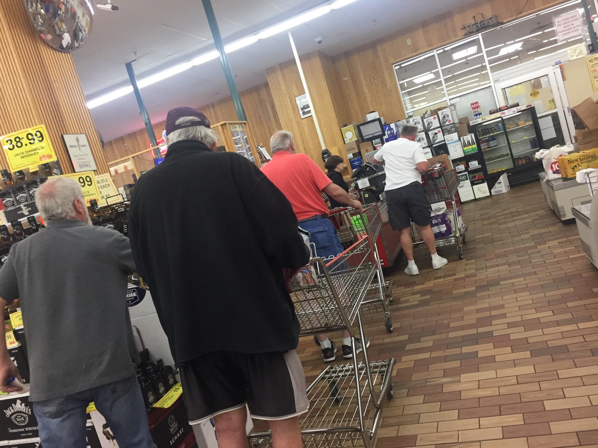 Woodman's Liquor Store, 3817 Milwaukee St, Madison, WI, Gas Stations