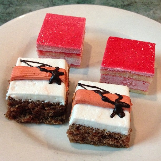 Great Chinese Buffet, 5005 Greenbag Rd, WV MapQuest