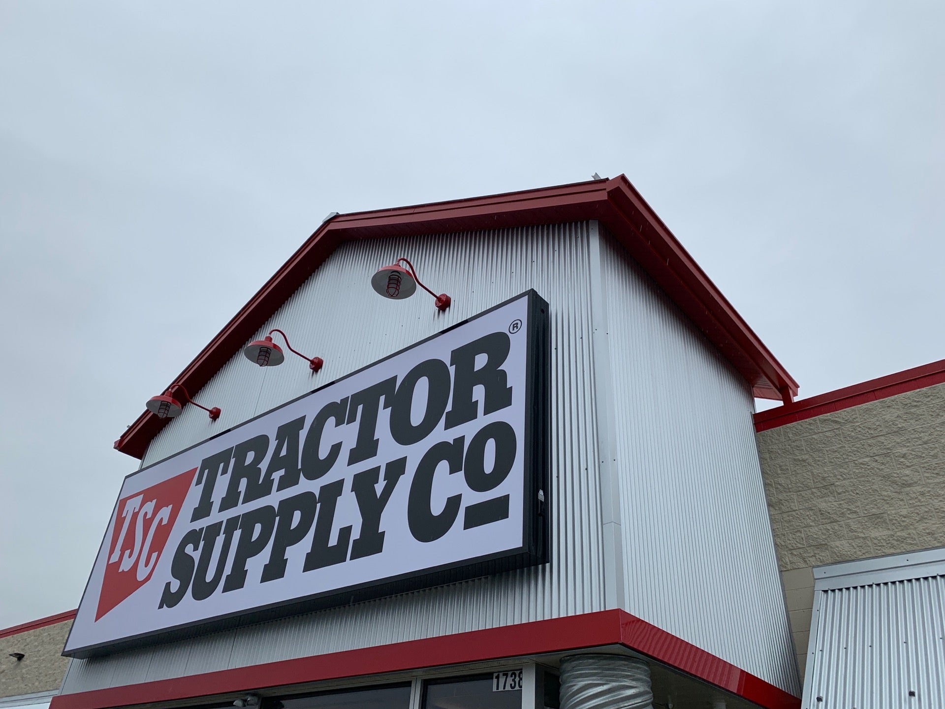 Tractor Supply Company 1738 Mayfield Hwy Benton KY Retail Shops 