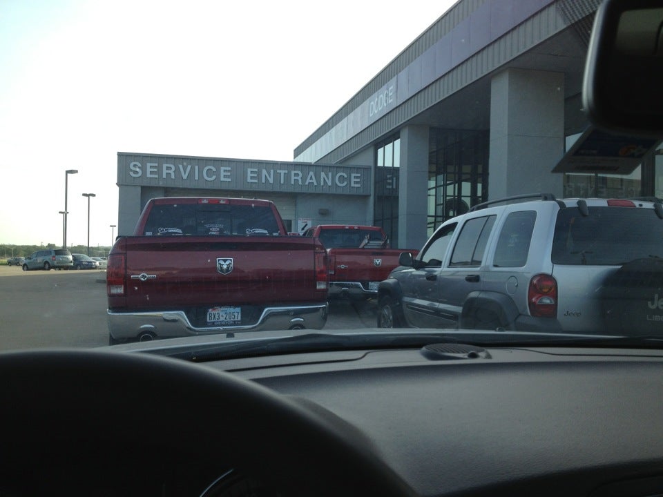 Meador CHRYSLER Jeep DODGE Ram, 2351 SE Loop 820, Fort Worth, TX, Auto