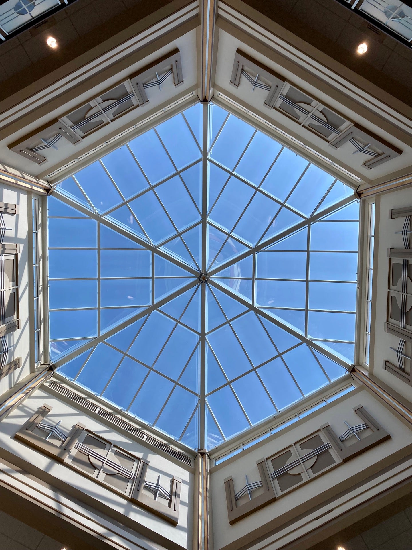 Professional Office Building, 3535 S I35E, Denton, TX, Office & Desk