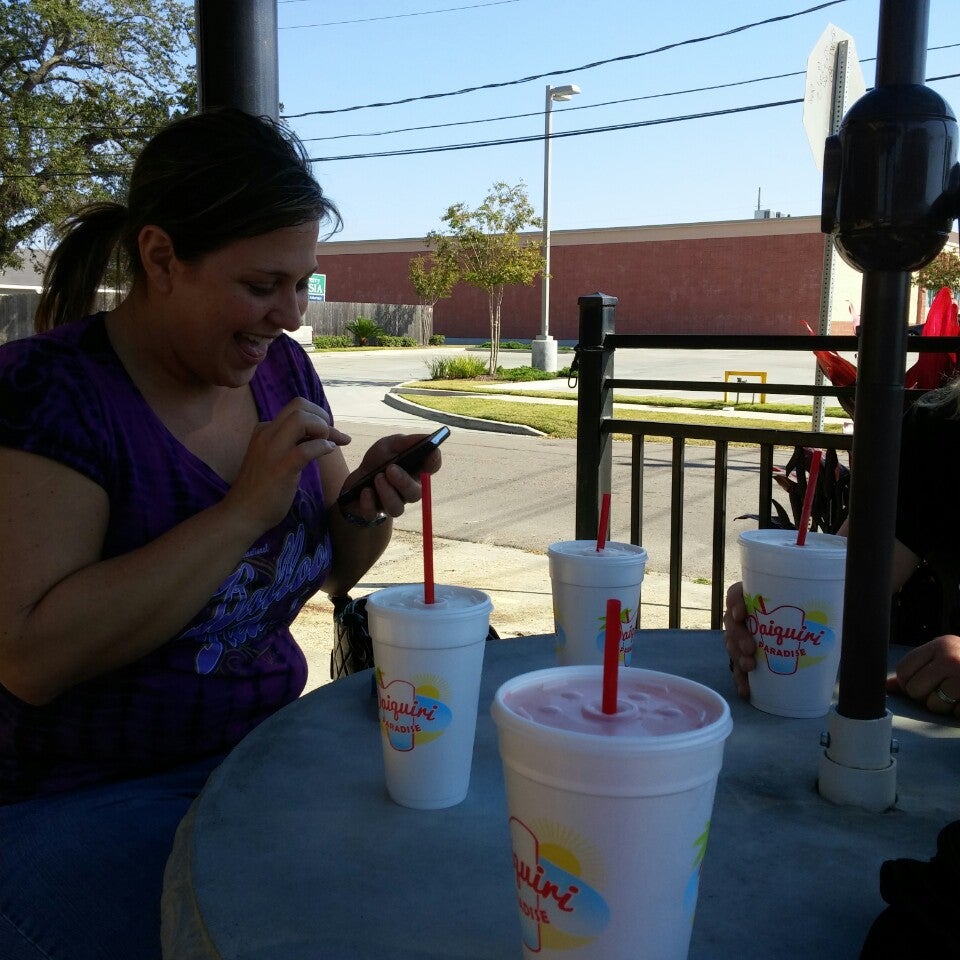 Daiquiri Paradise, 201 W Judge Perez Dr, Chalmette, LA, Cocktail lounge