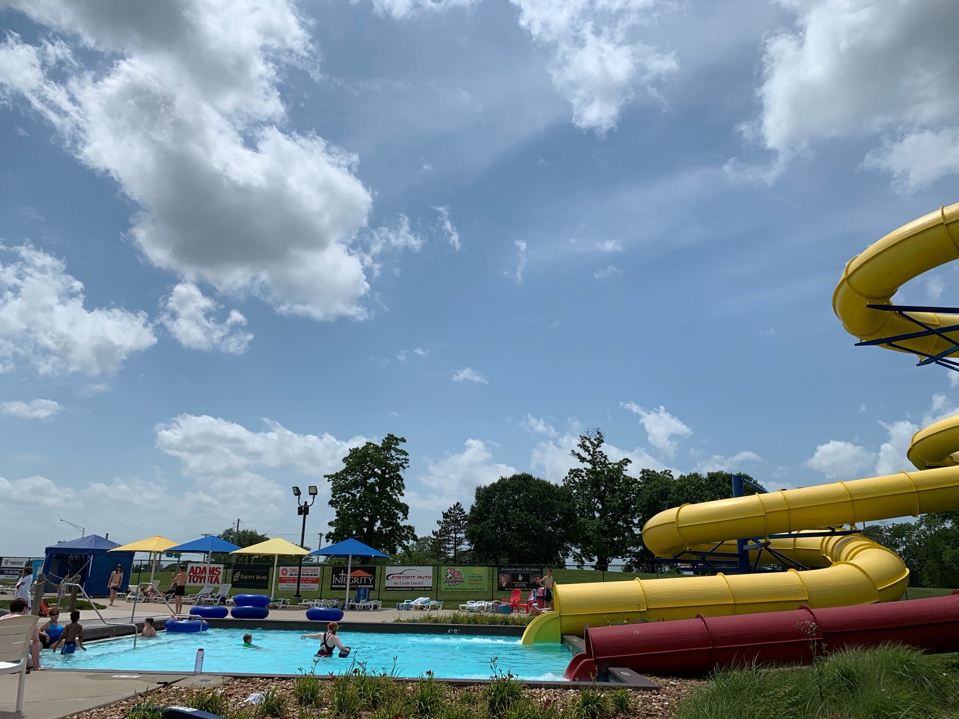 Summit Waves, 120 SW Blue Pkwy, Lee's Summit, MO, Swimming Pools Public -  MapQuest