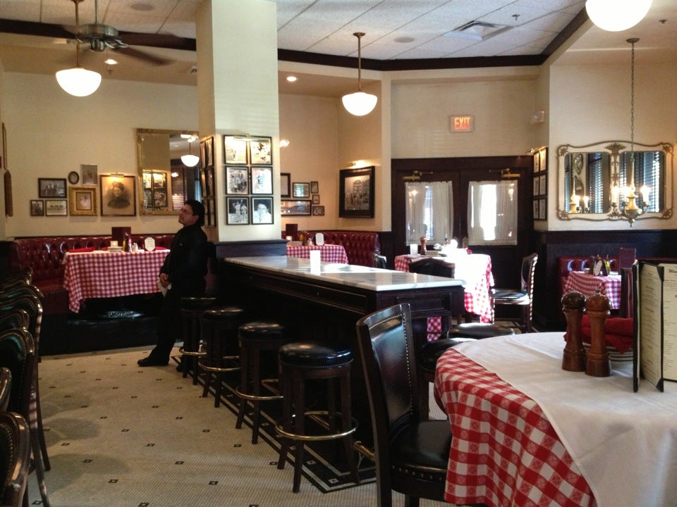 Maggiano's Little Italy, 70 Riverside Square Mall, Hackensack, NJ,  Continental - MapQuest