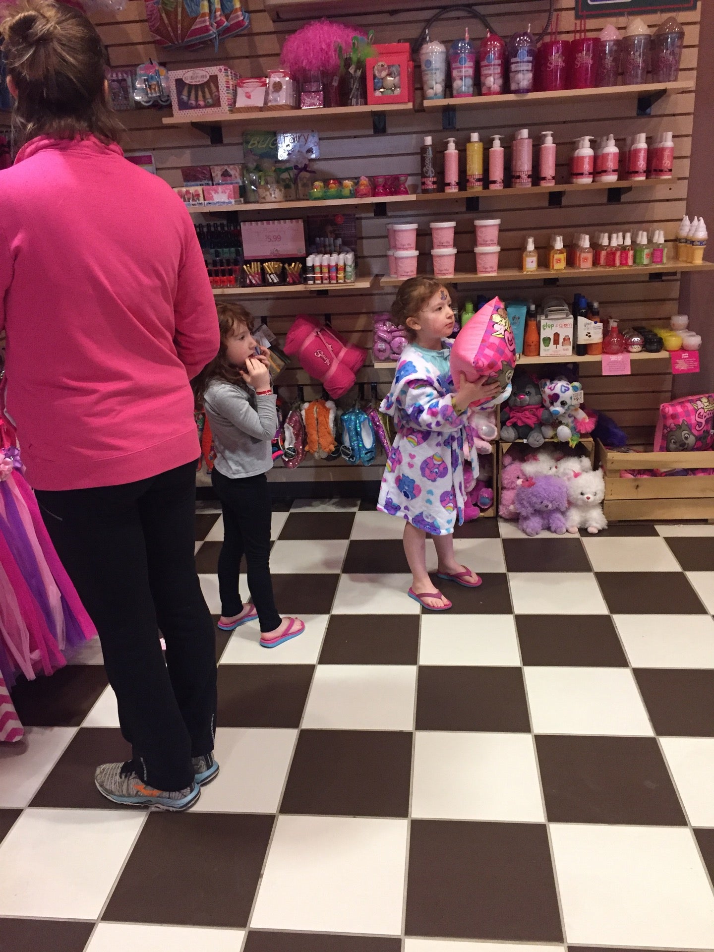 Scooops Kid Spa at Great Wolf Lodge, 4600 Milan Rd, Sandusky, OH