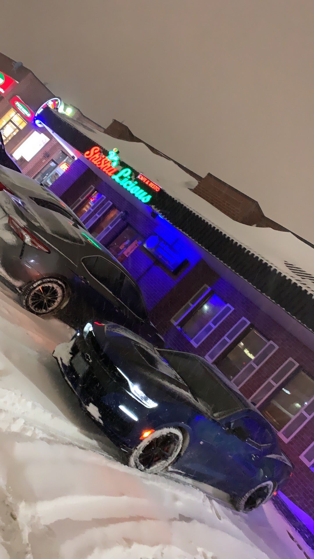 Shishalicious Cafe, 5130 Dixie Rd, Mississauga, ON, Hookah Bars