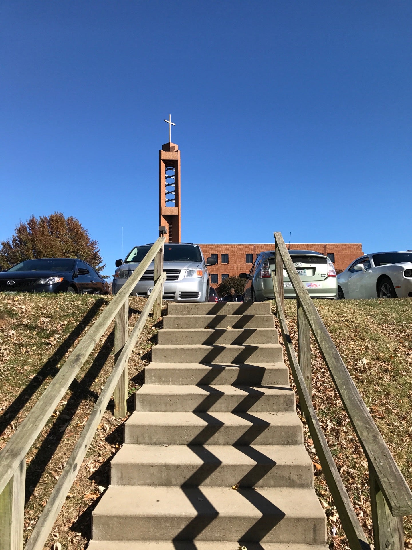 Grove Avenue Baptist Church, 8701 Ridge Rd, Henrico, VA, Church