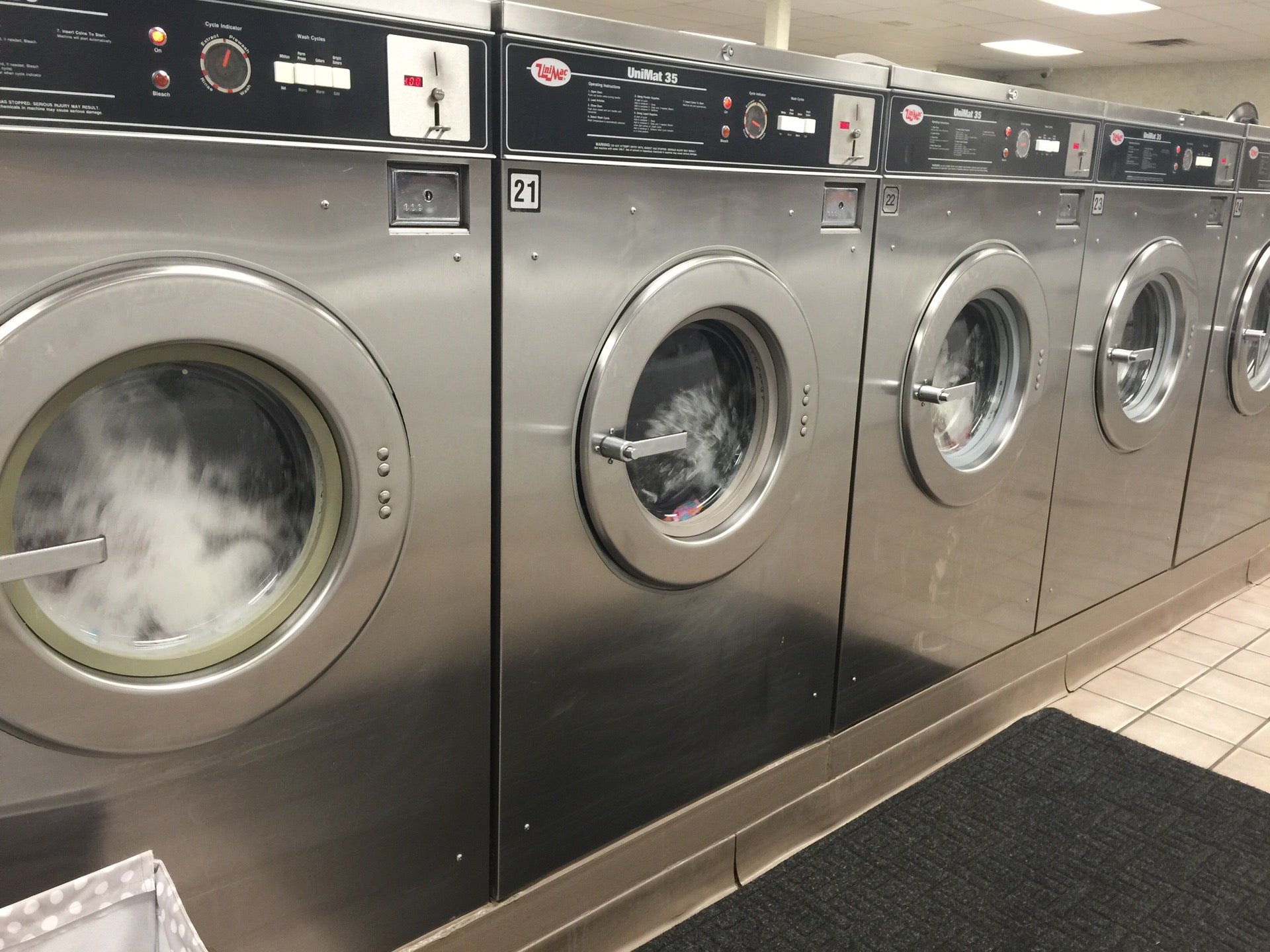 Superwash Coin Laundry, 45033 W Pontiac Trl, Novi, MI - MapQuest