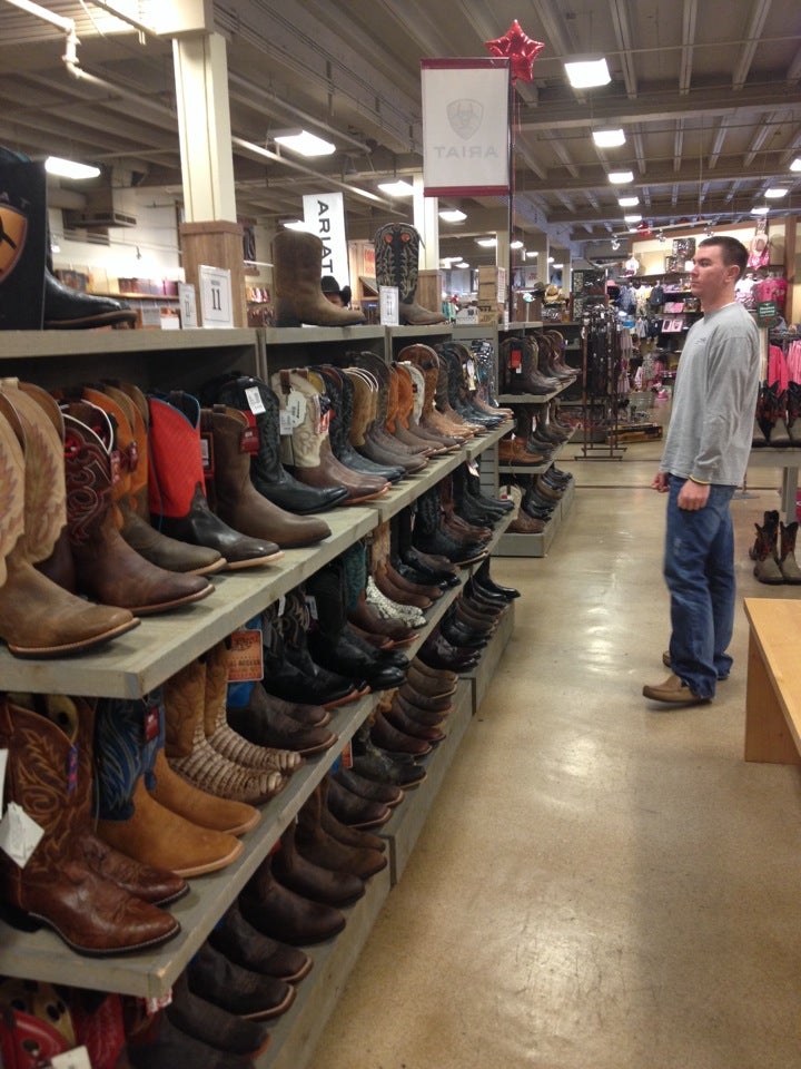 Shepherds western outlet store