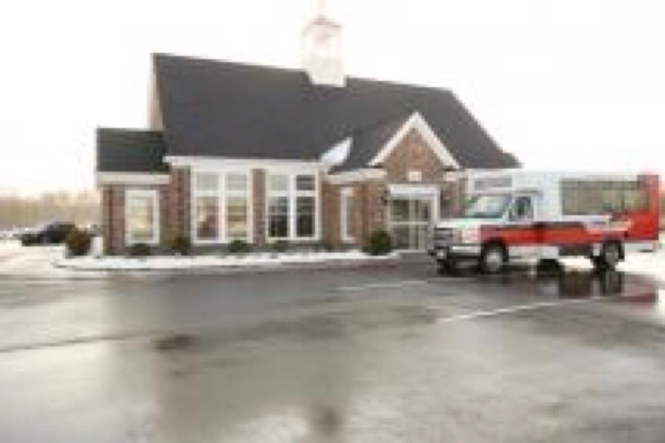 Electric Park 'N Fly Bradley International Airport, 1186 South St