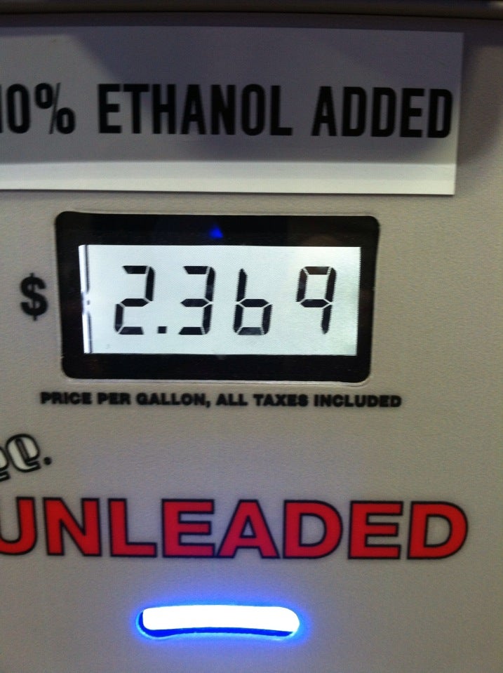 HyVee Fast & Fresh, 300 N State Route 291, Liberty, MO, Gas Stations
