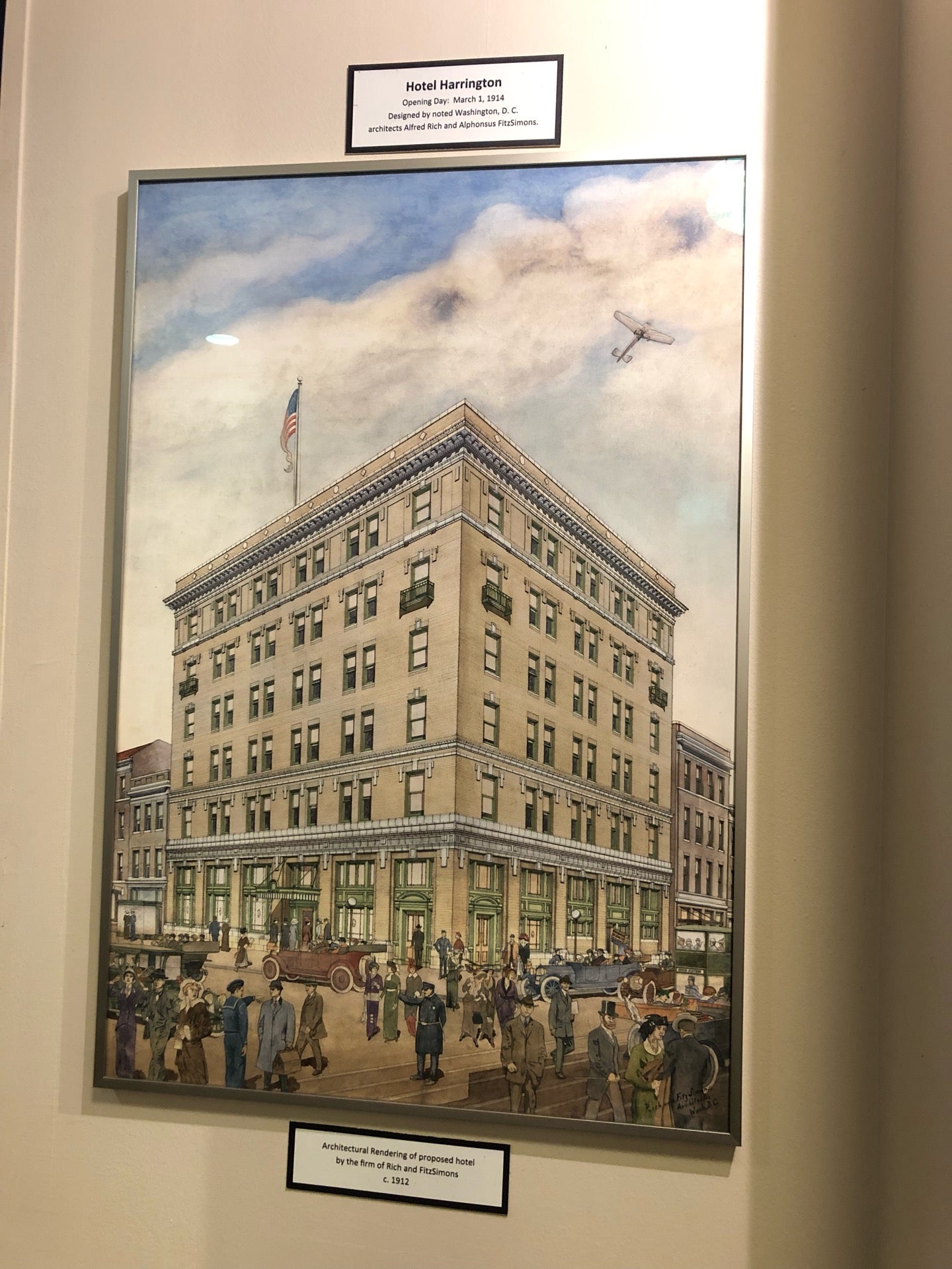 Hotel Harrington, 436 11th St NW, Washington, DC, Hotels & Motels