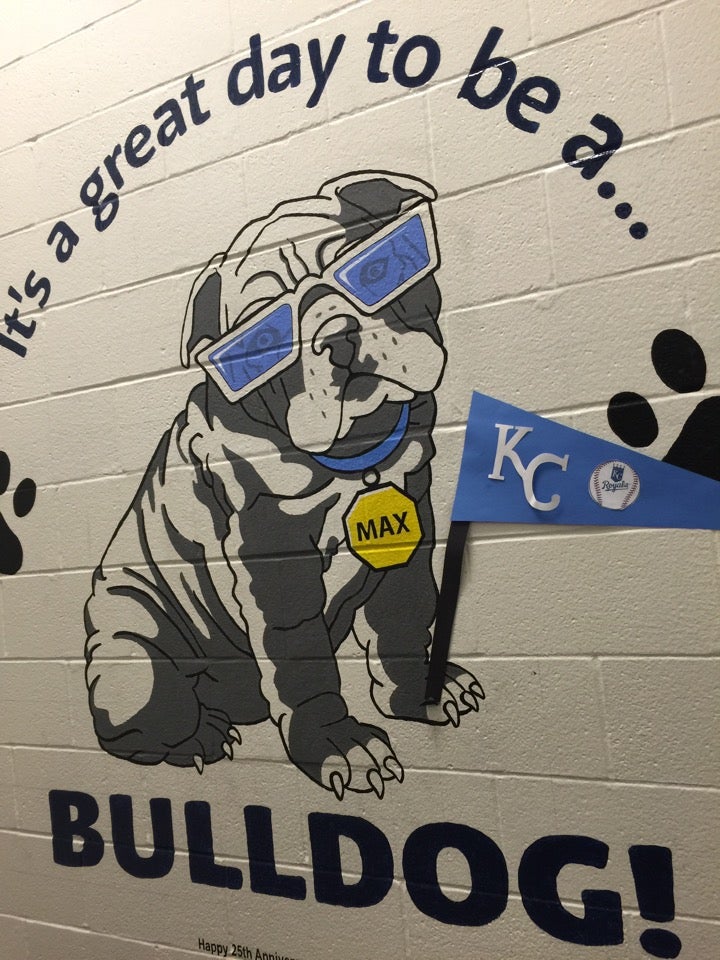 Mission Trail Elementary School, 13200 Mission Rd, Leawood, KS, Schools