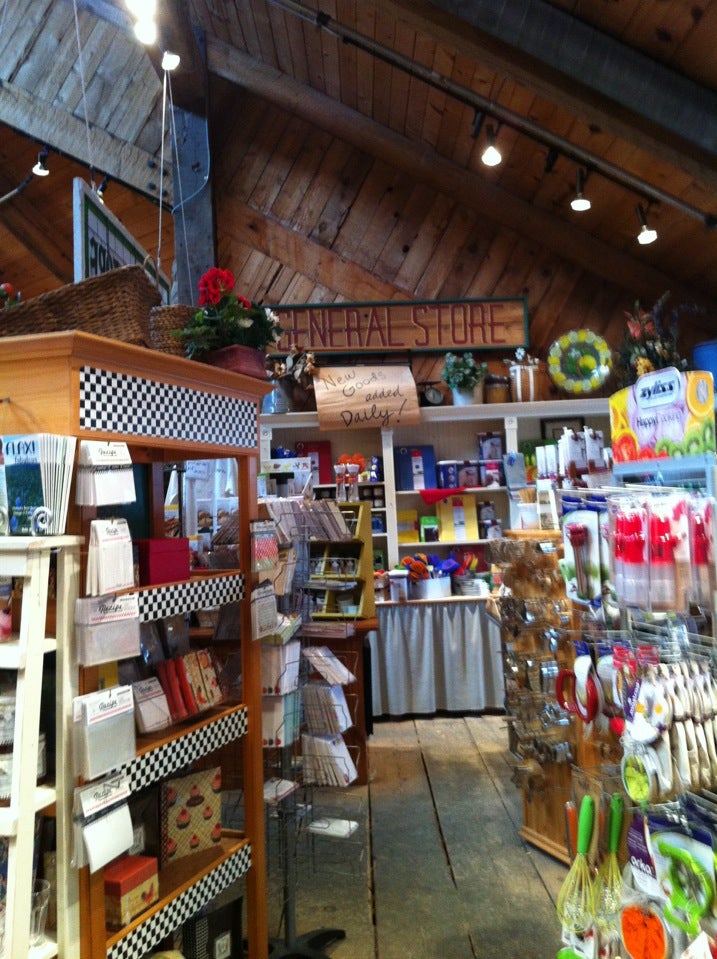 General Store of 14401 MN7, MN, Eating places