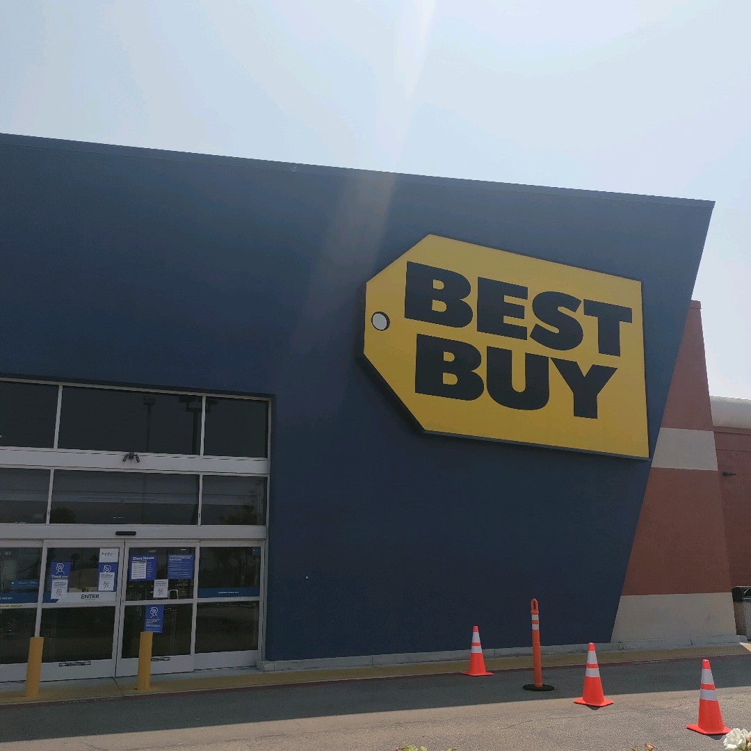 Best Buy Outlet, 7602 S Cicero Ave, Burbank, IL, Photography - MapQuest